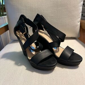 Jessica Simpson Black Wedge Sandals with Strappy Design